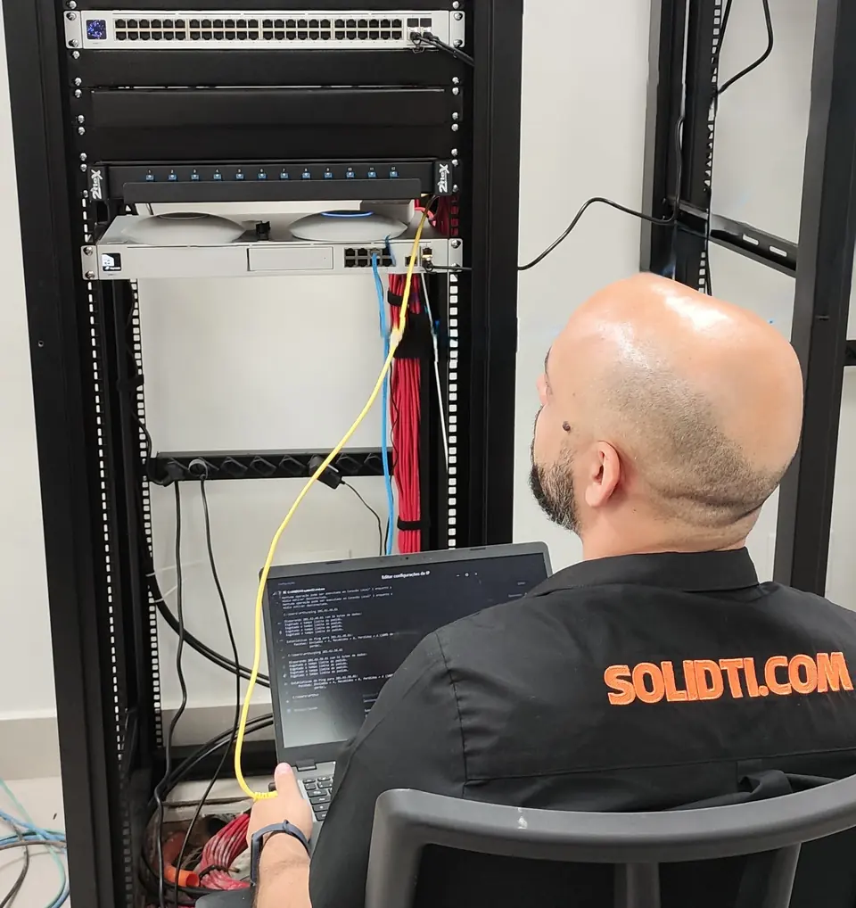 Instalação de rede Ubiquiti integrando matriz e filiais